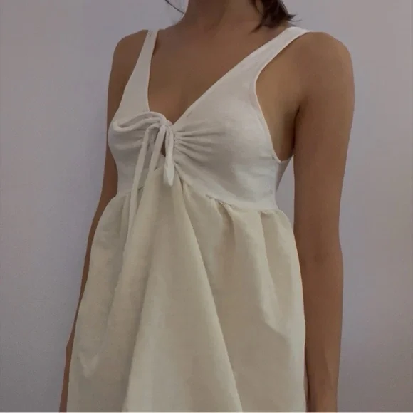 White and cream linen key hole tie babydoll sleeveless mini dress - Picture 6 of 6